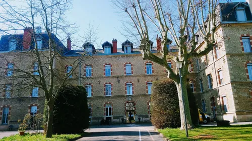 Le festival dans une maison de retraite à Dijon, c'est ce vendredi